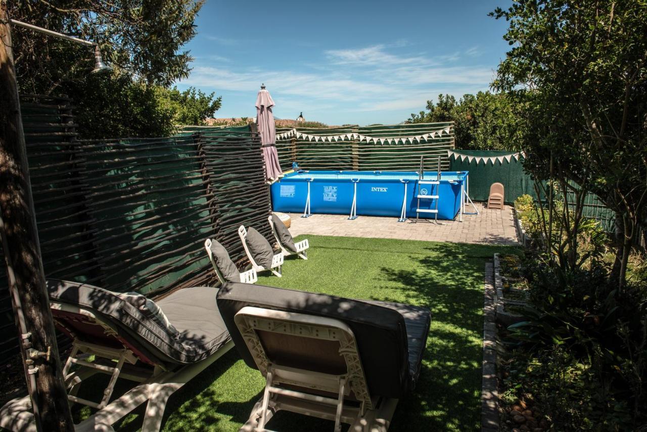 Paradise Self-Catering Units Джефрис-Бей Экстерьер фото